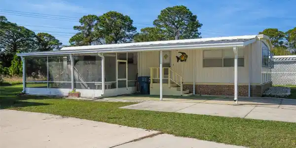 4422 INDIAN RIVER DRIVE W