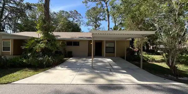 4779 VILLAGE GARDENS