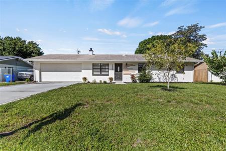 1922 WILLOW OAK DRIVE