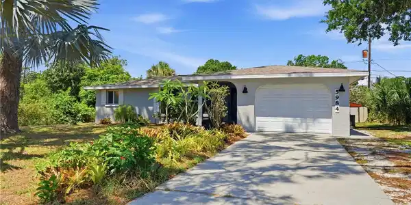 5984 DIANA ROAD