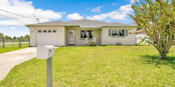 3379 CRAPE MYRTLE DRIVE