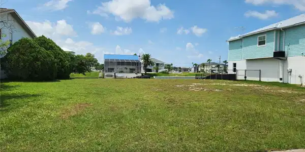 0 AMBERJACK DR