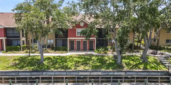 5594 BAYWATER DRIVE