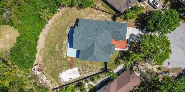 426 VILLAGE DRIVE