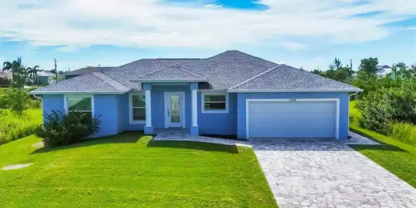15483 MCCOMB CIRCLE