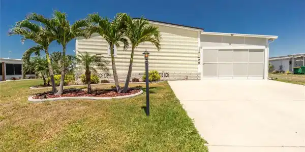 1431 SANDERLING DRIVE