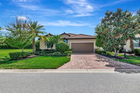 157 WANDERING WETLANDS CIRCLE