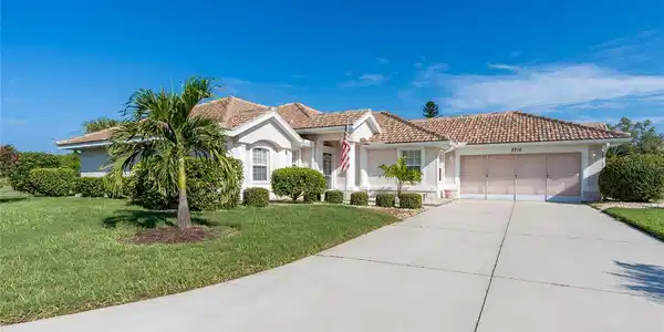 8216 PARKSIDE DRIVE