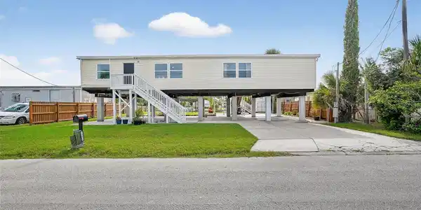 13028 KEEL COURT