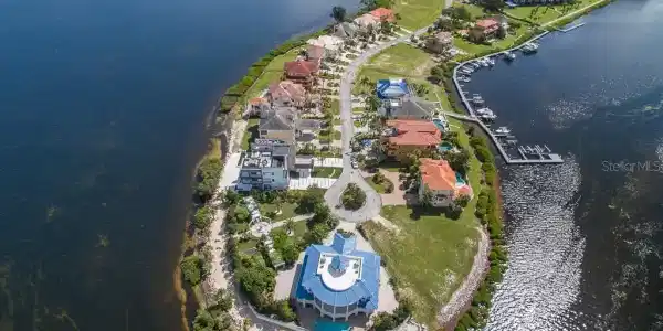 HARBORPOINTE DRIVE