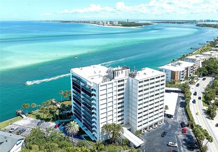 4822 OCEAN BOULEVARD