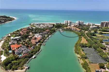 225 SANDS POINT ROAD