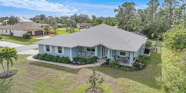 5301 NOYES LANE
