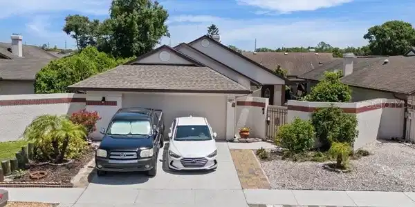 10903 LANDON LANE