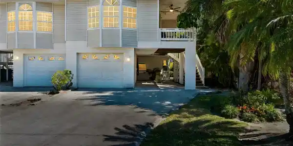 1823 HIGHLAND ROAD