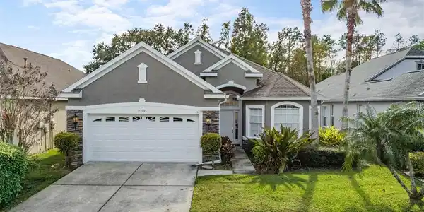 9519 GREENPOINTE