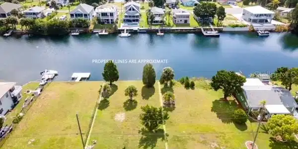 3214 AZALEA DRIVE