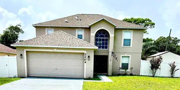 2204 Travelers Palm DRIVE