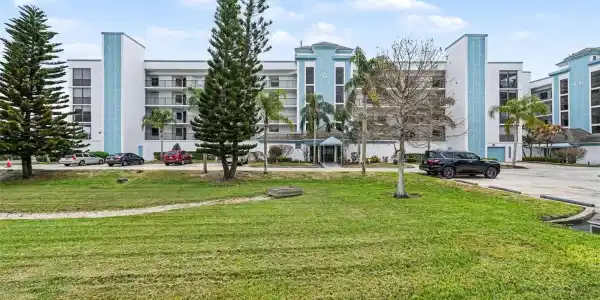 3613 S BANANA RIVER BOULEVARD