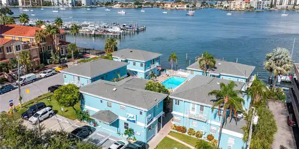 483 E SHORE DRIVE