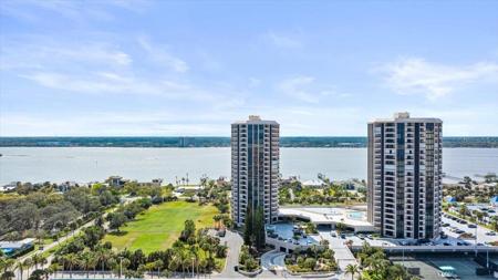 1 OCEANS WEST BOULEVARD