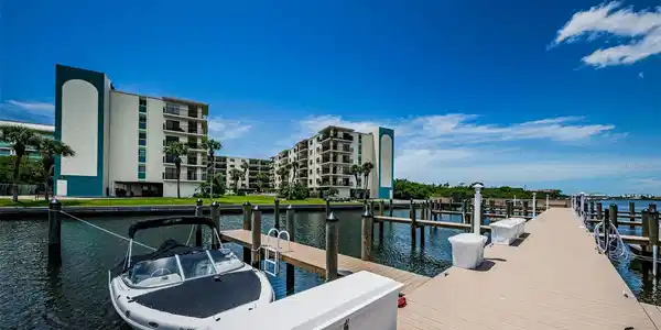 19531 GULF BOULEVARD