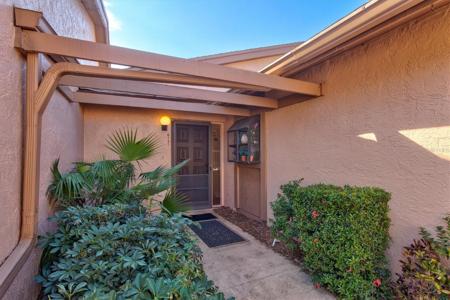 6131 HERITAGE LANE