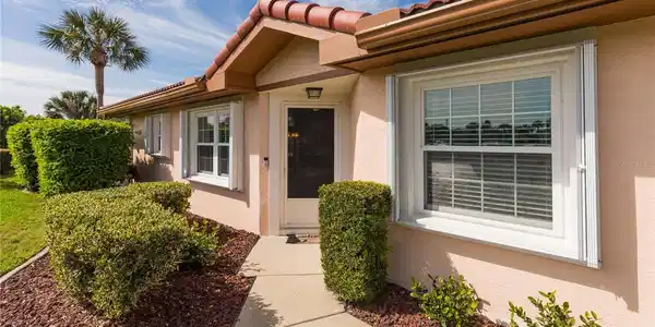 4 SAN LUIS LANE