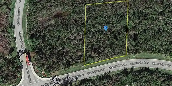 1065 BLUE HILL CREEK