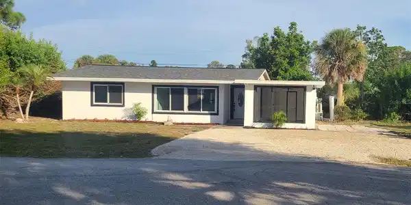 1485 POINCIANA