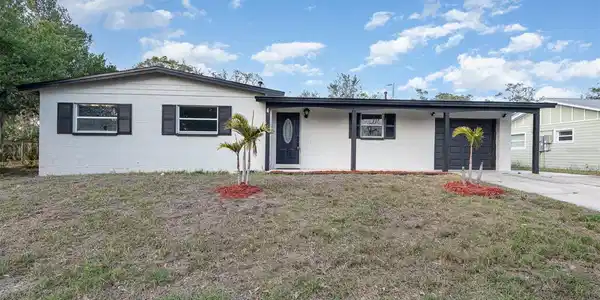 850 KAREN DRIVE