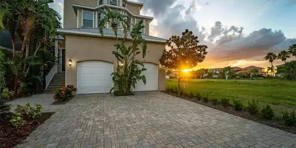 1340 APOLLO BEACH BOULEVARD S