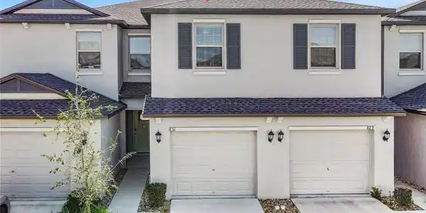 831 ROYAL EMPRESS DRIVE