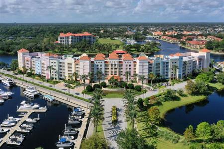102 YACHT HARBOR DRIVE