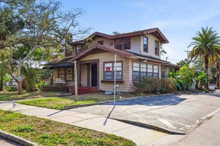 1401 S DESOTO AVENUE