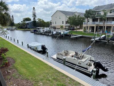 348 MOORINGS COVE