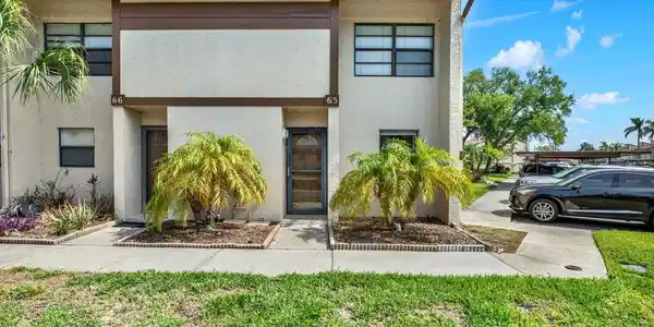 9209 SEMINOLE BOULEVARD