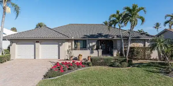 240 DIVINCI DRIVE