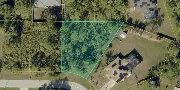 0972128932 EVINRUDE AVENUE