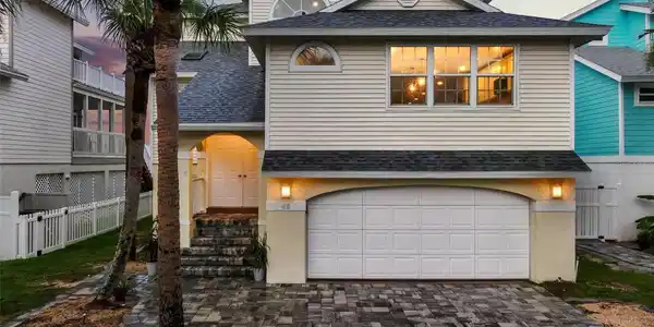 48 SEA VISTA