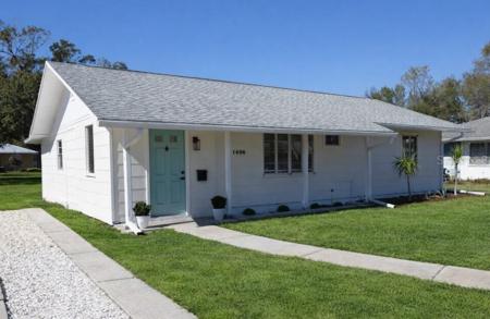 1406 28TH STREET W