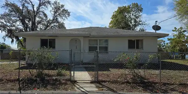 609 ROSS STREET