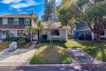 1249 ABBEY CRESCENT LANE