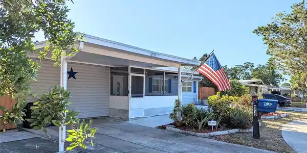 6315 26TH W