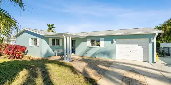 4908 ARLINGTON ROAD