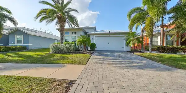 434 BAHAMA GRANDE BOULEVARD