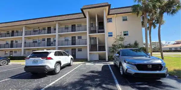 102 CAPRI ISLES BOULEVARD