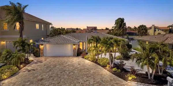 5101 GALLEON COURT