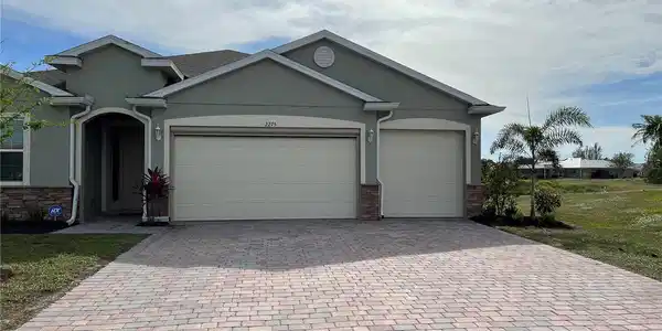 2275 HAMBURG LANE