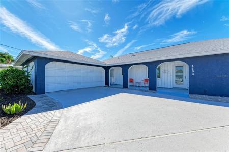 4504 CORAL BOULEVARD